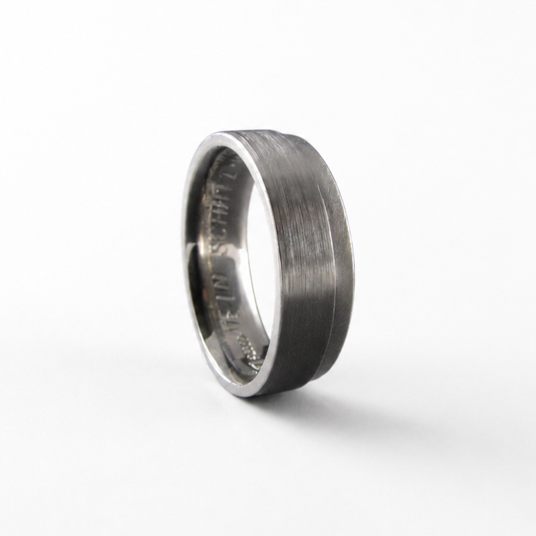 Fecher men’s Palladium 500 wedding band with brushed matte finish and polished comfort fit interior.